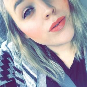 Meet your Posher, Michaella